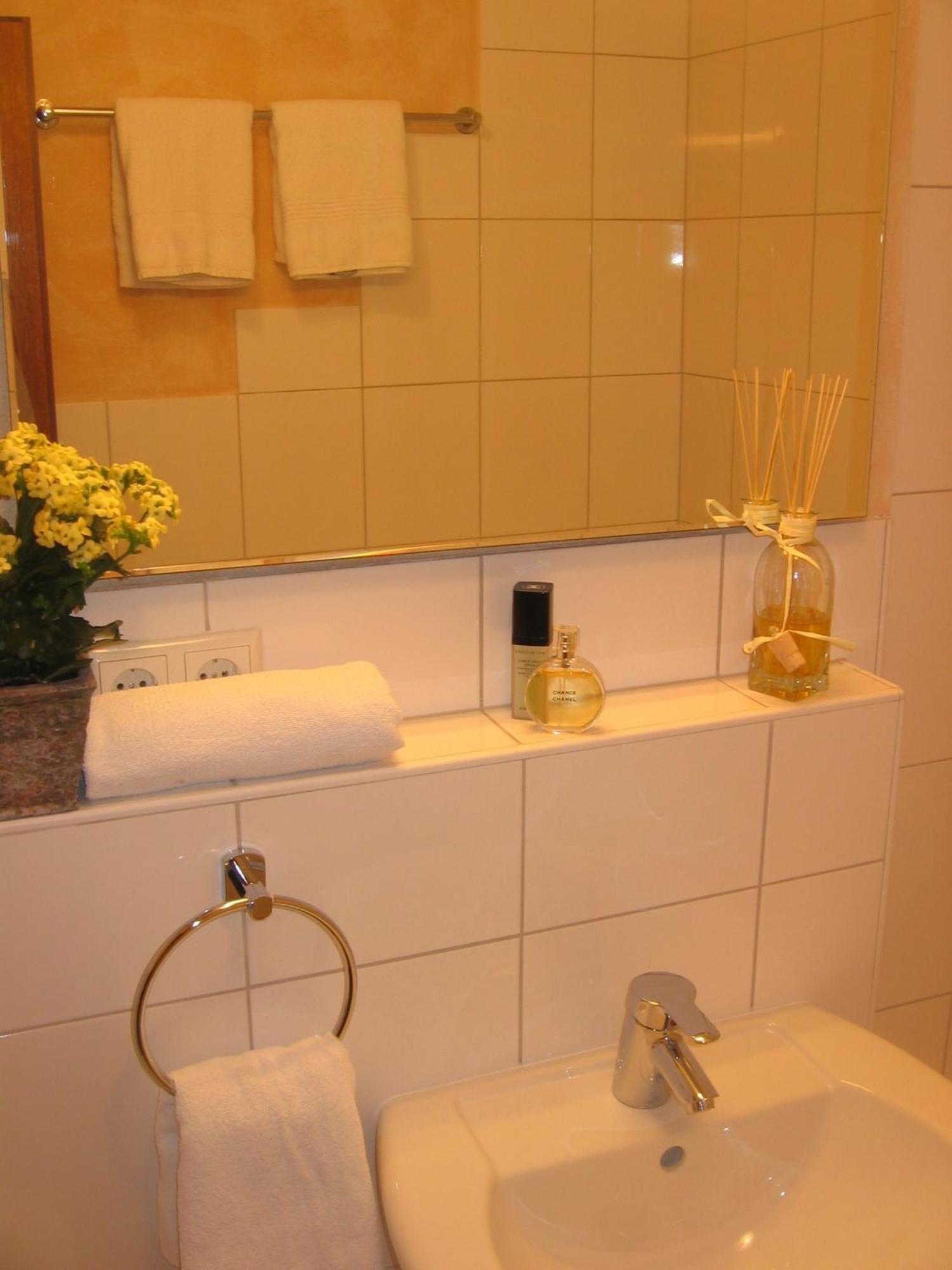 Hotel Gasthof Roessle 스테튼암카튼마크트 객실 사진